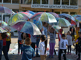 Шарени кишобрани у сусрет јубилеју