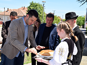 Донирана опрема школи и фудбалским клубовима