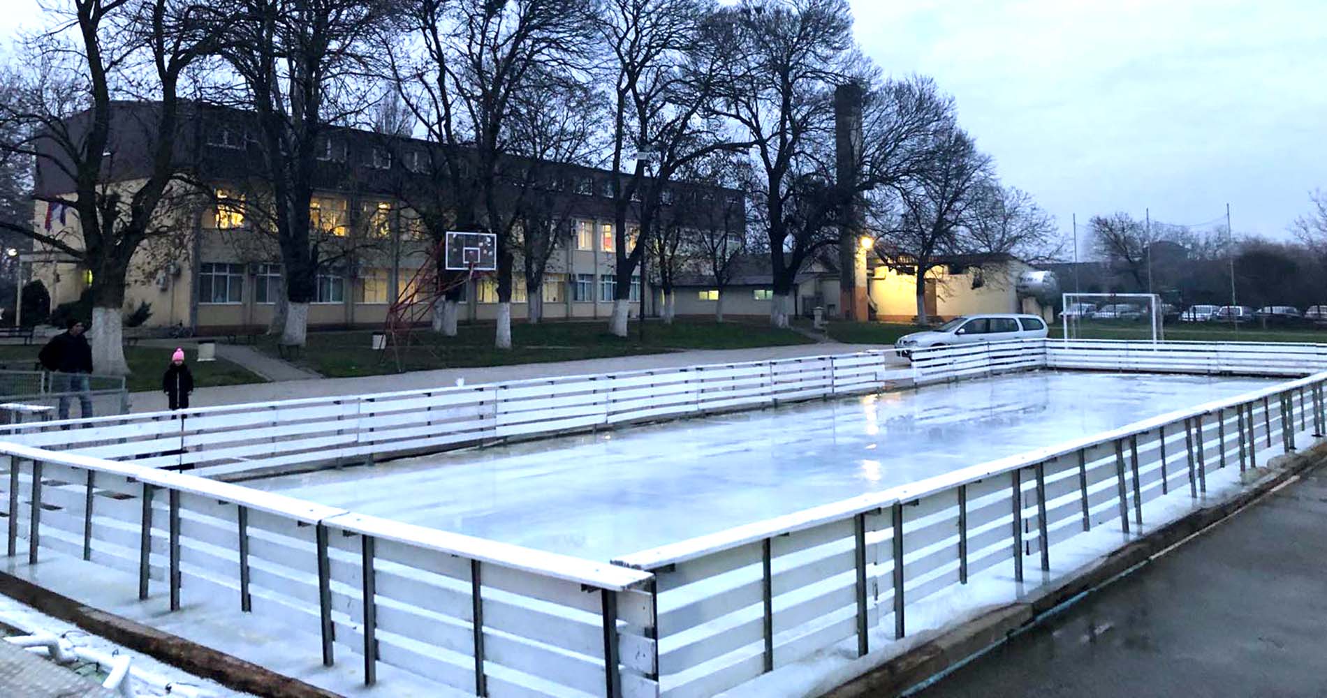 У недељу се отвара клизалиште у Шимановцима