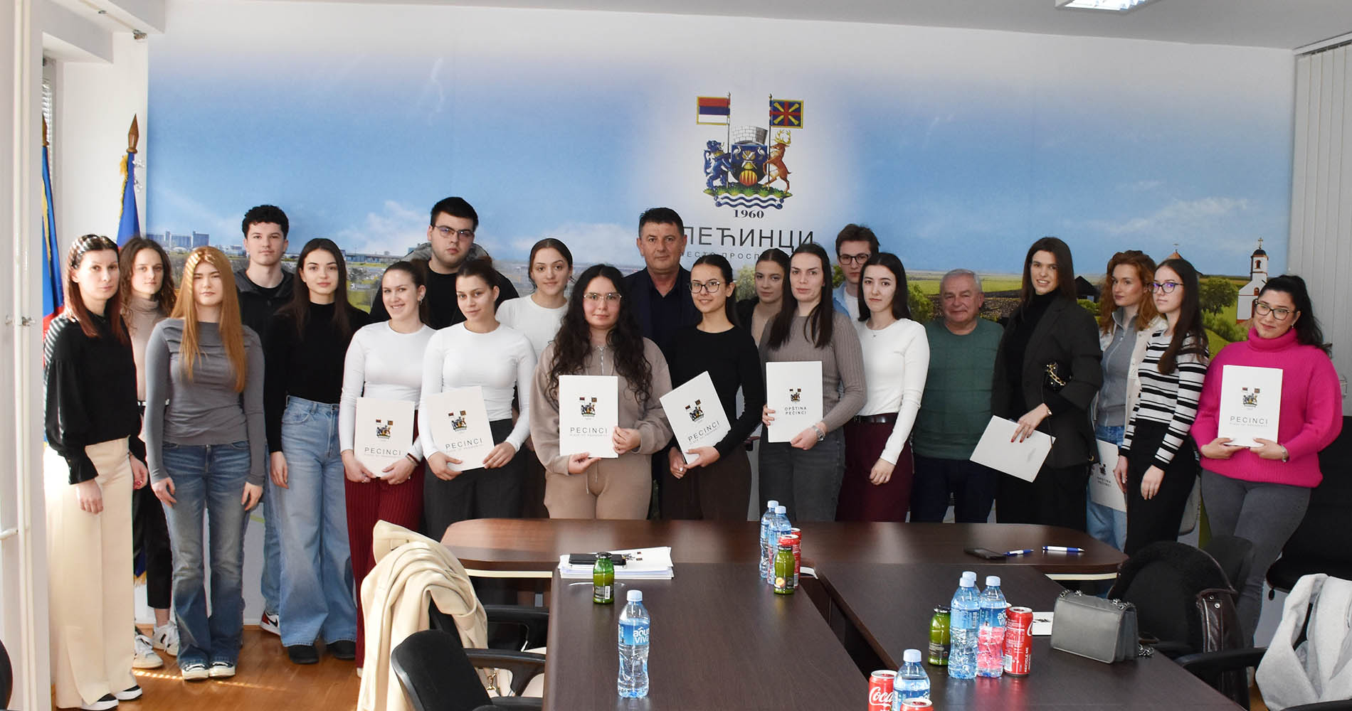 Opština podržava najuspešnije studente (Video)