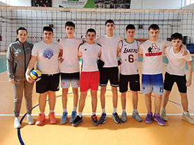 Одржана школска такмичења у фудбалу и одбојци