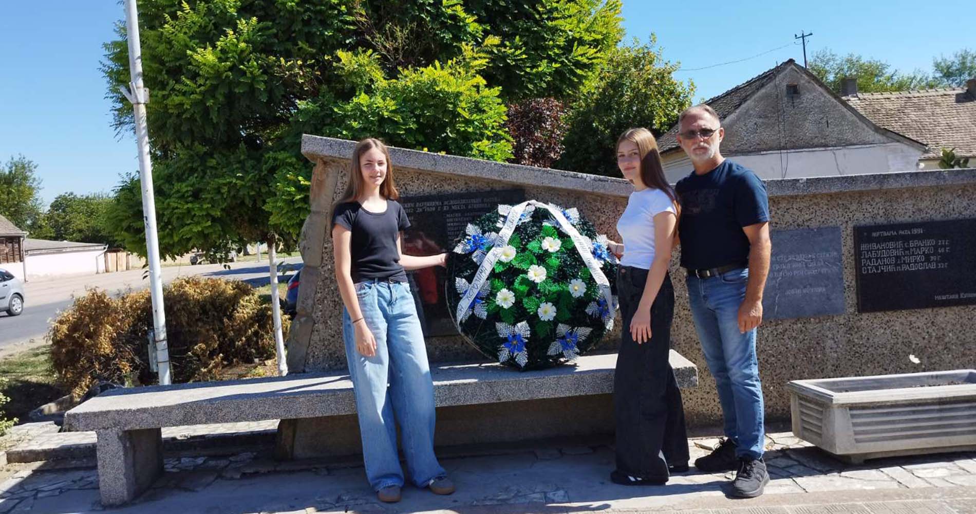 Купиново не заборавља ни хероје ни жртве
