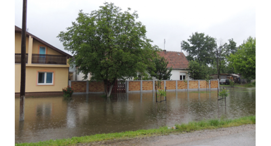 Штета од поплаве и подземних вода пријављује се у месним канцеларијама