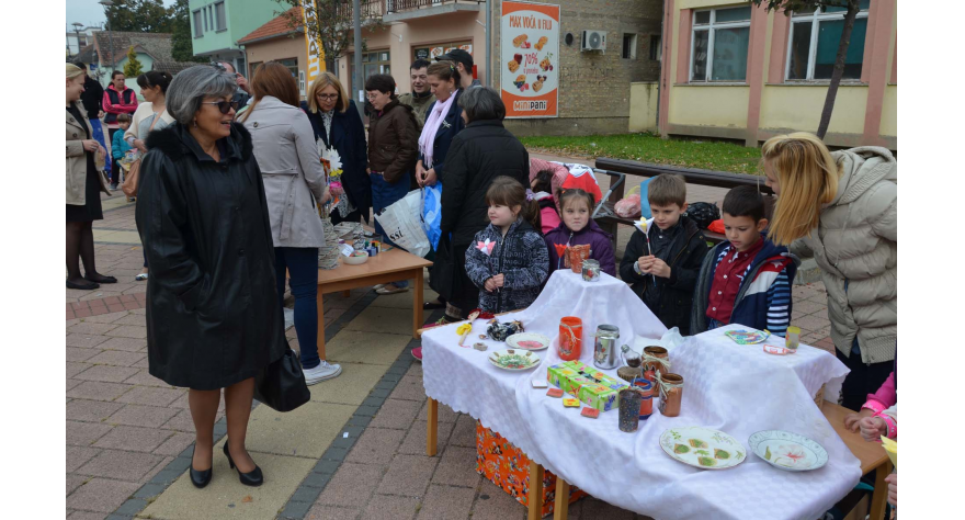 Продајни вашар предшколаца