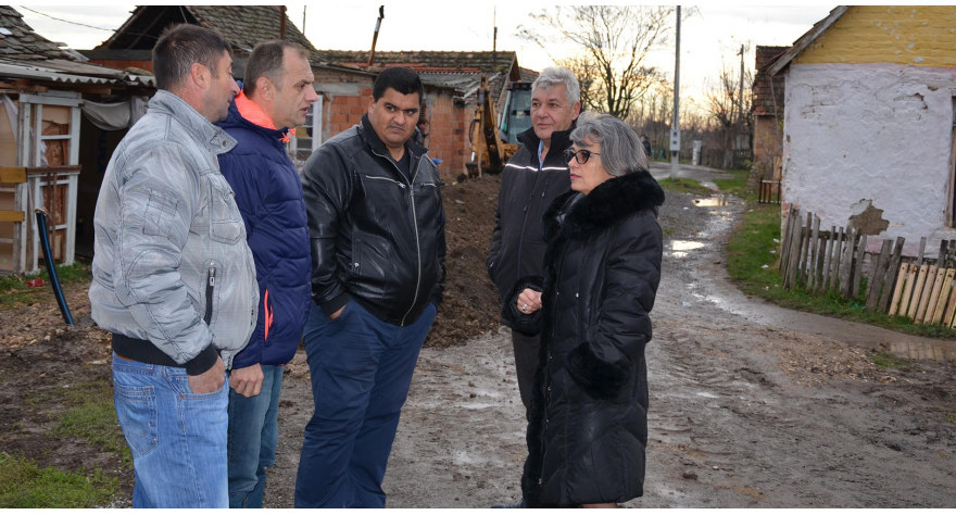 Стиже вода у домове становника ромског насеља