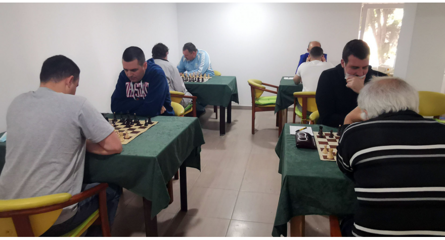 Резултати шаховских клубова из пећиначке општине