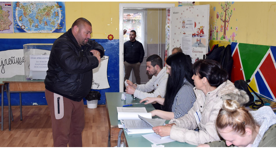 Sva biračka mesta u opštini Pećinci otvorena na vreme