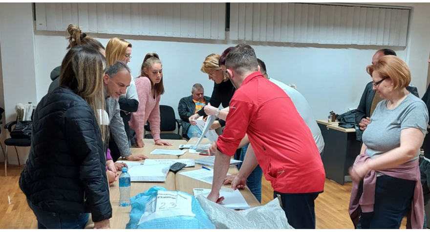 За Вучића гласало 74,15%  бирача  у општини  Пећинци