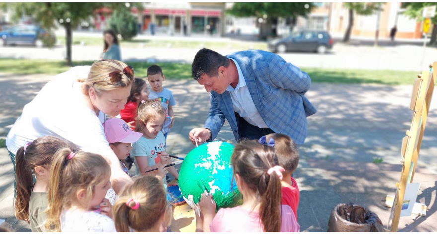 Najmlađi ekološkim porukama započeli Dane opštine Pećinci