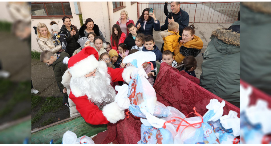 Мали Шимановчани дочекали Деда Мраза
