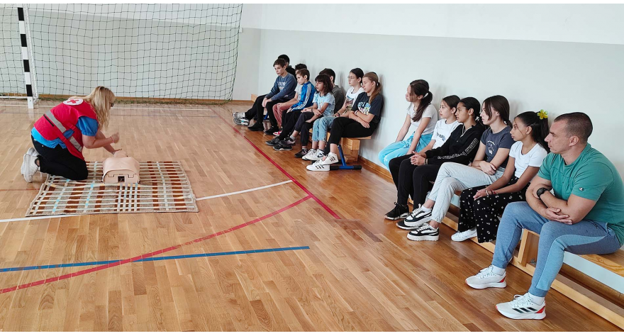Osposobljavanje dece u veštinama prve pomoći