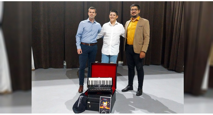 Nova harmonika za učenike muzičke škole u Pećincima