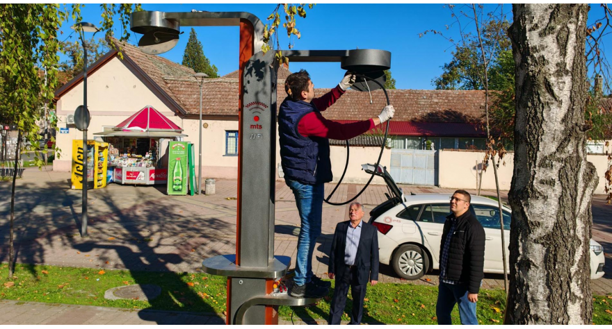 Посађено Вај-Фај дрво у Пећинцима