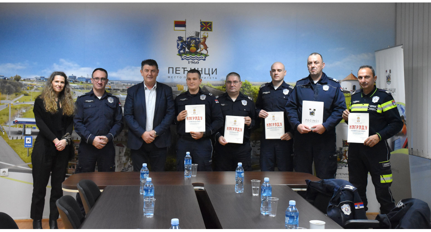 Opština nagradila pripadnike MUP-a za požrtvovan rad (Video)