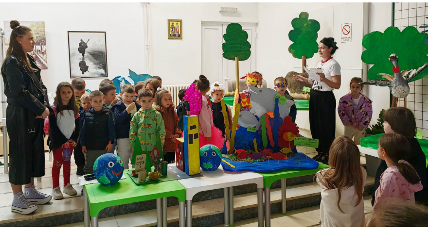 Život na planeti Zemlji viđen očima pećinačkih mališana