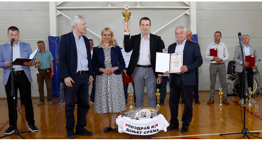 Шимановци вишеструко награђени на Сусретима села